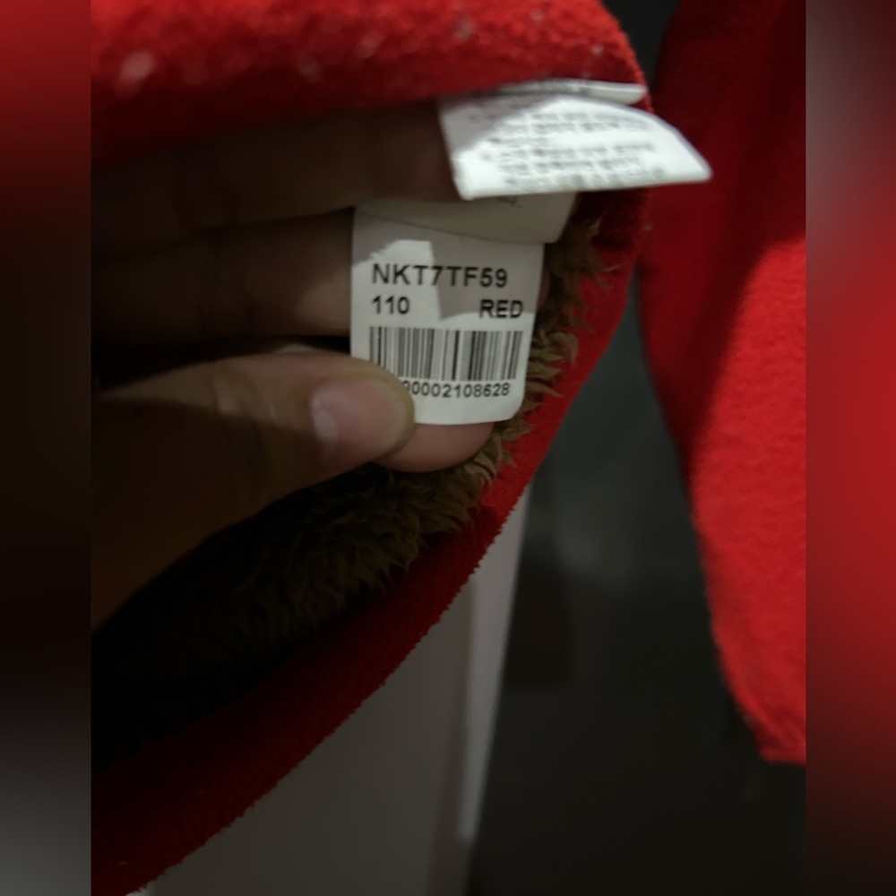 The North Face fleece sweater. Used. Size 2/3 years - Picture 4 of 8